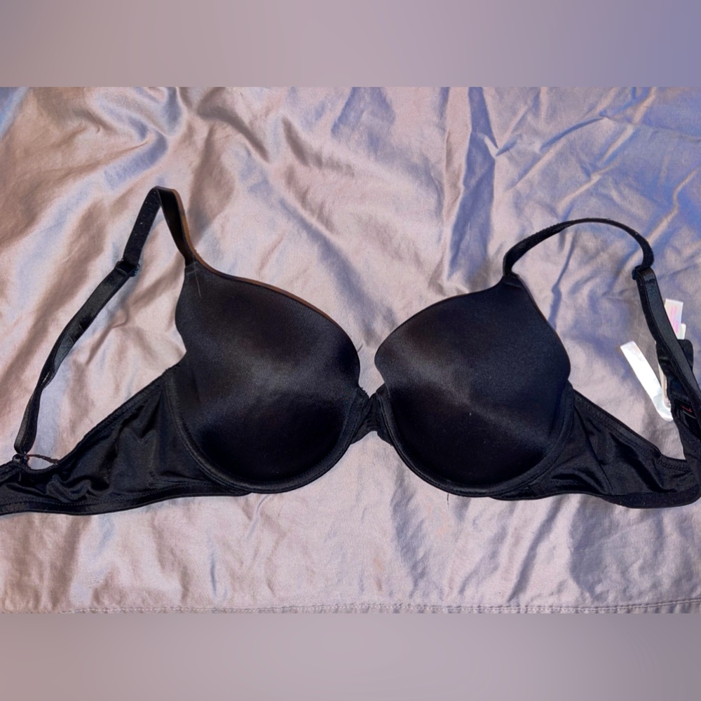 Black Victoria’s Secret Bra